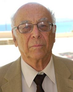 Ο διακεκριμένος -παγκοσμίως- καθηγητής Α. Φώσκολος, πτυχιούχος της Γεωπονικής Σχολής του ΑΠΘ είναι ομότιμος καθηγητής Πολυτεχνείου Κρήτης και ομότιμος ερευνητής της Γεωλογικής Υπηρεσίας του Καναδά.